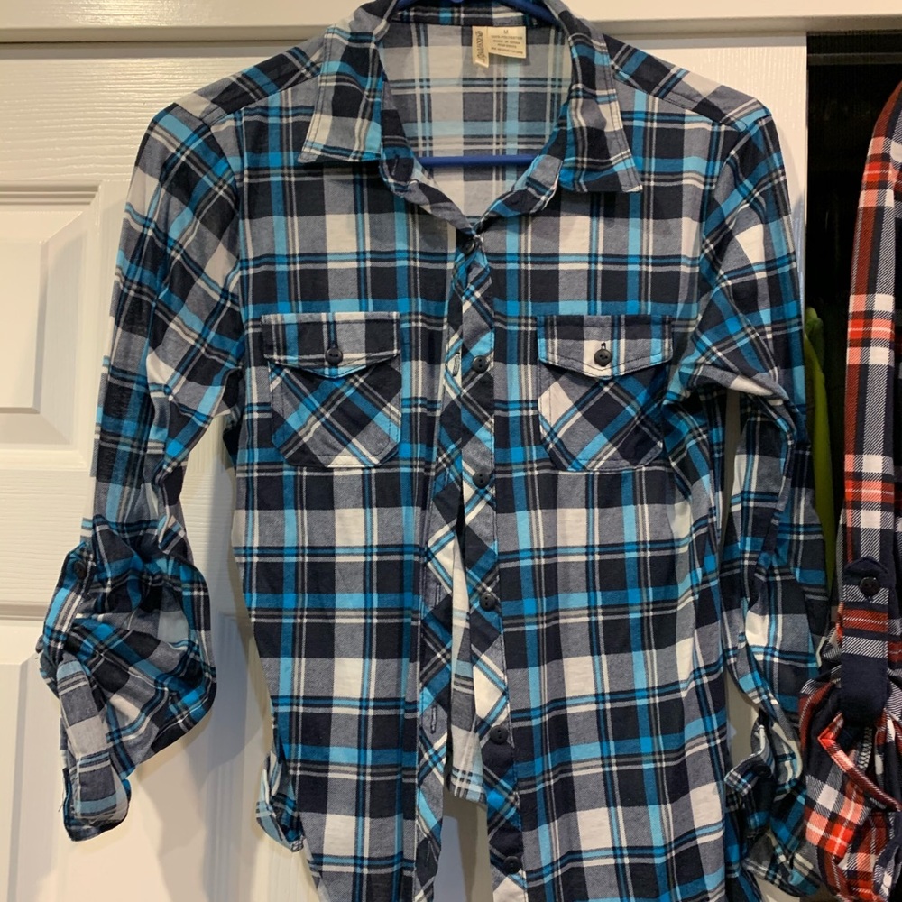 Girls plaid shirts